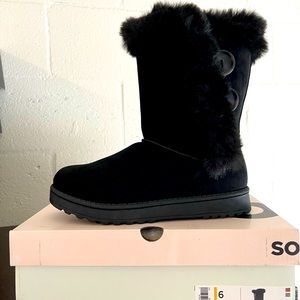 SO Abigail Women’s Faux-Fur Winter Boots